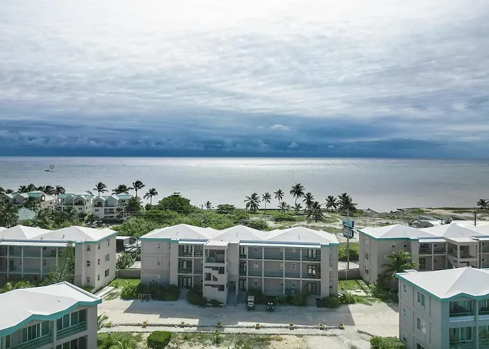 E202 Mara Laguna San Pedro (Ambergris Caye)
